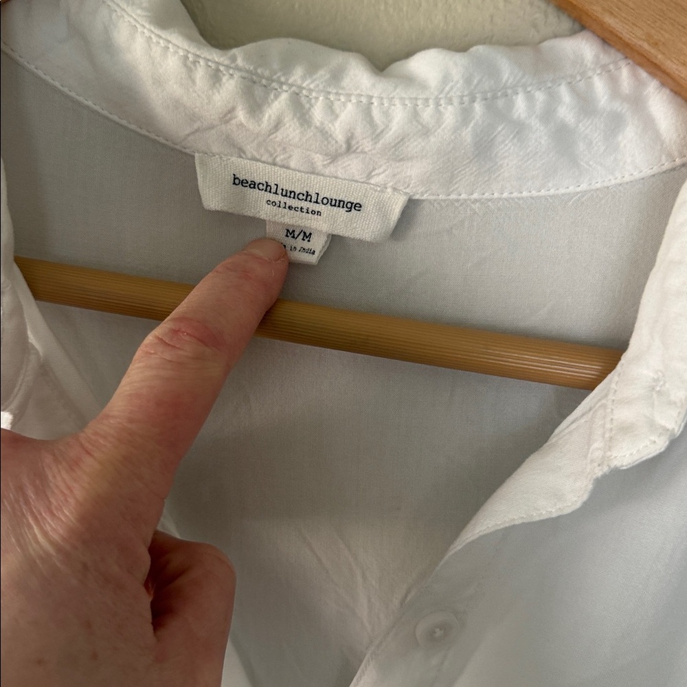 Beachlunchlounge White Ruffle Sleeve Shirt medium - Picture 2 of 7